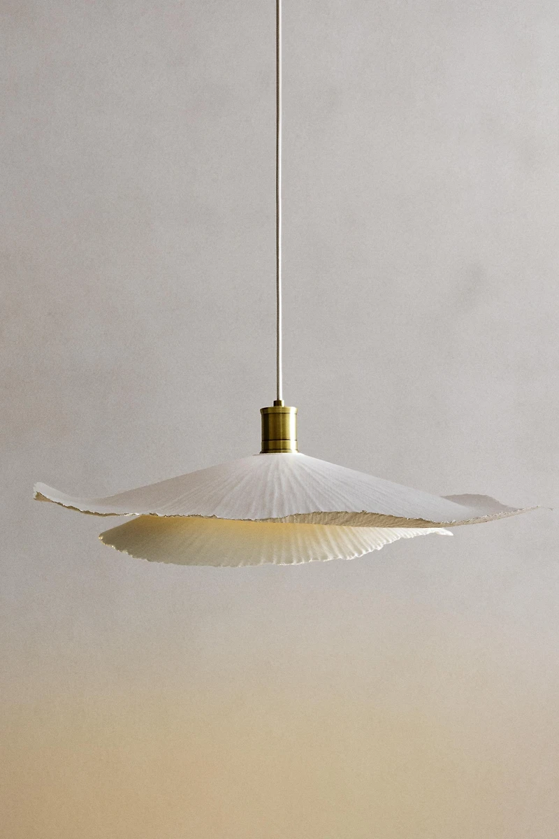 LARGE PENDANT LAMP