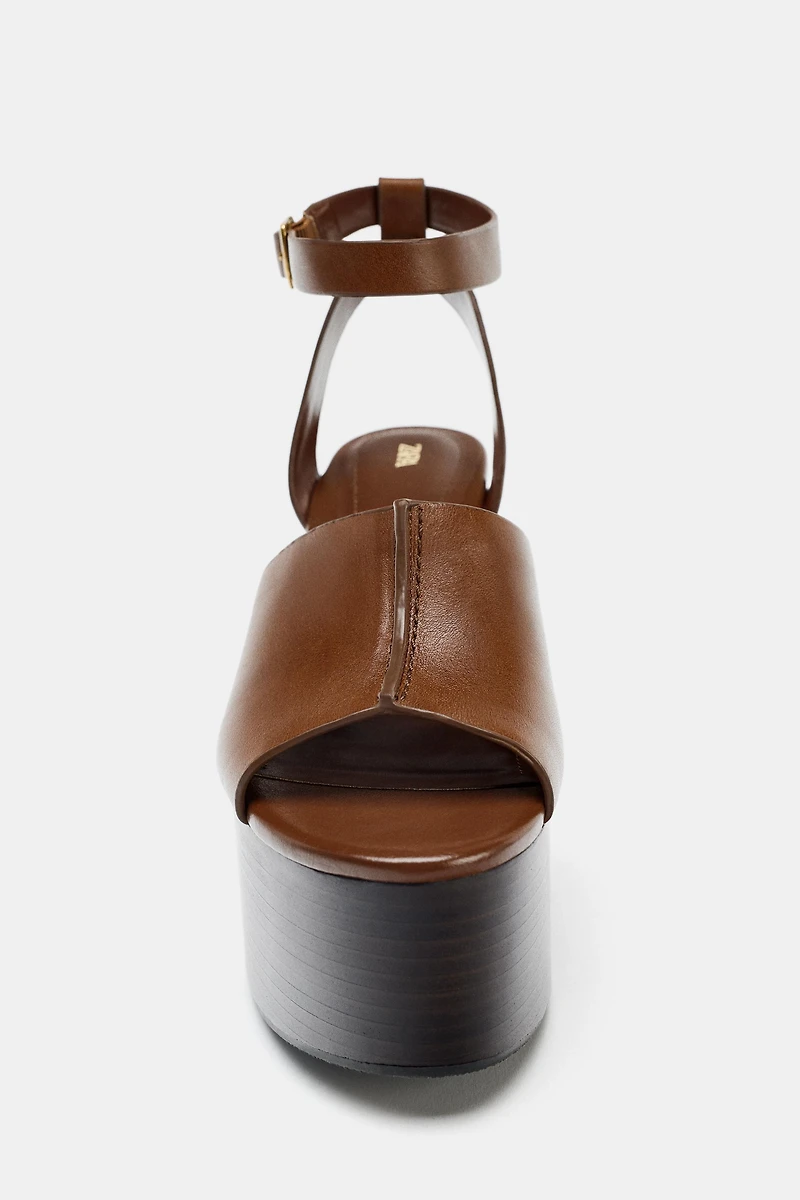 LEATHER WEDGE SANDALS WITH STRAP