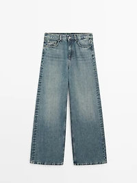 High-waist wide-leg jeans