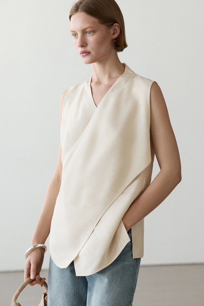Flowing linen blend crossover top