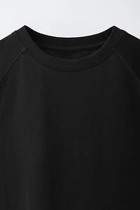 SLEEVELESS TOP