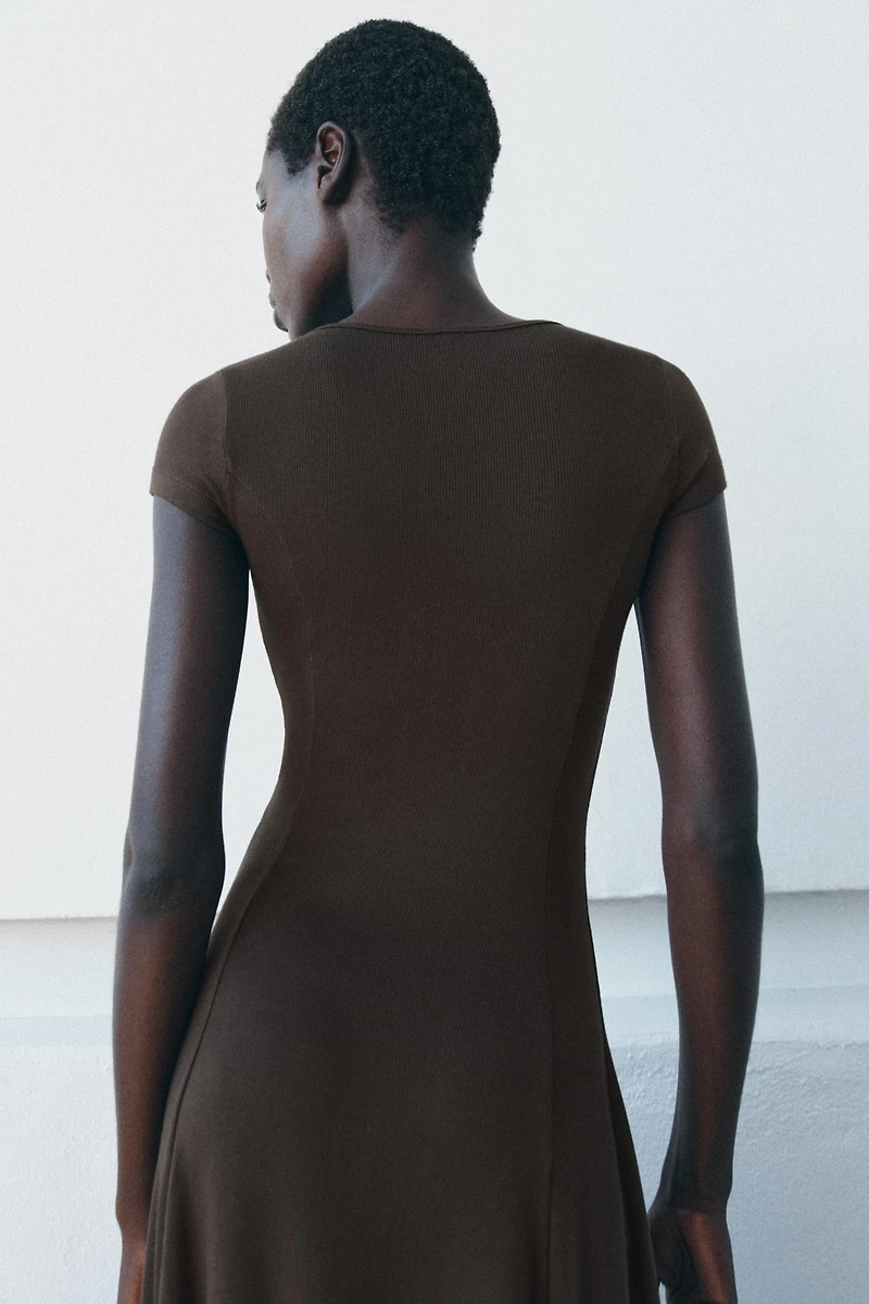 LONG RIBBED DRESS