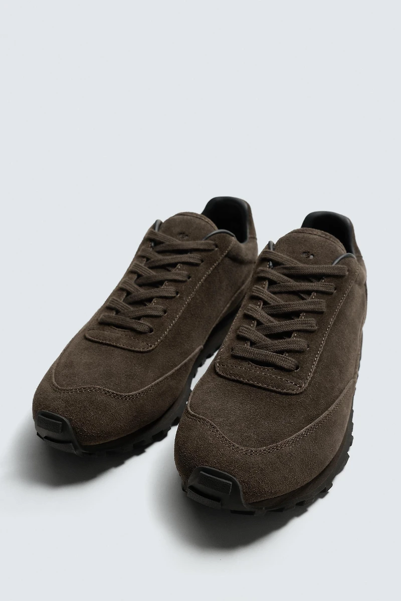 CASUAL LEATHER SNEAKERS