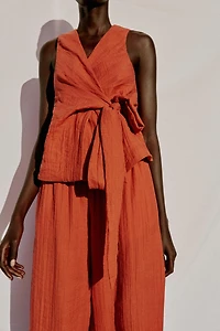 GILET NOUÉ