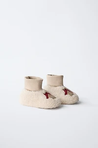 DETAIL SLIPPERS