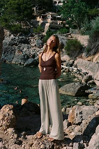 STRUCTURED KNIT TOP