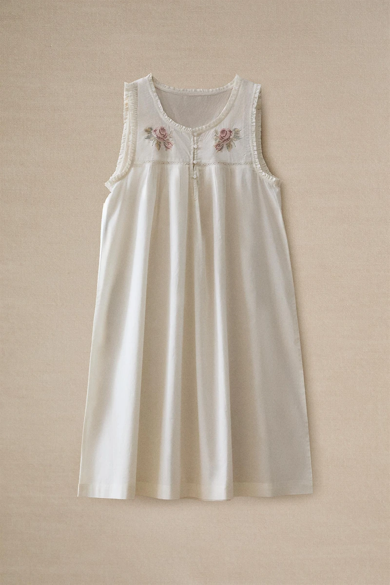 EMBROIDERED COTTON NIGHTGOWN