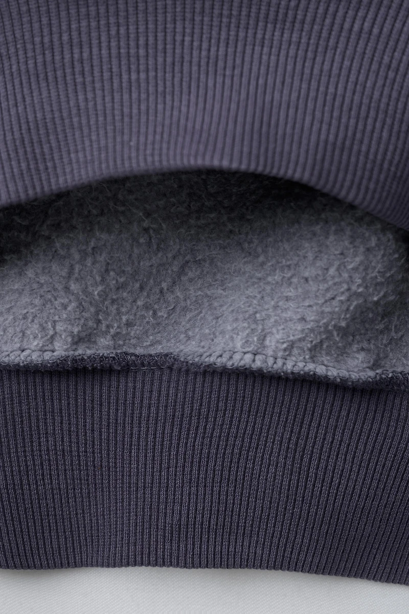 STAR PRINT HOODIE SWEATSHIRT