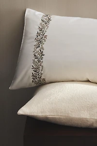 SATEEN PILLOWCASE WITH EMBROIDERED LEAVES