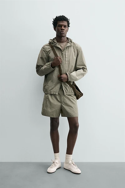 LIGHTWEIGHT TECHNICAL JACKET