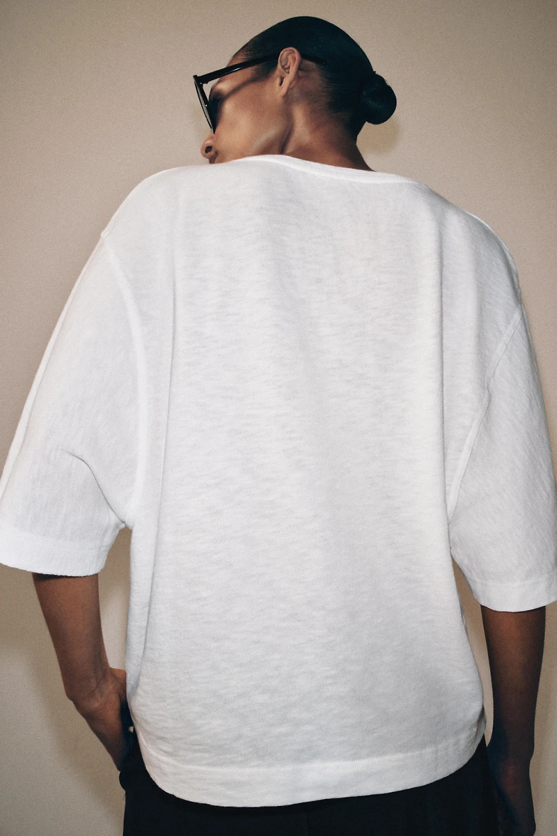 T-SHIRT COL EN V