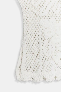 CROCHET SLEEVELESS TOP