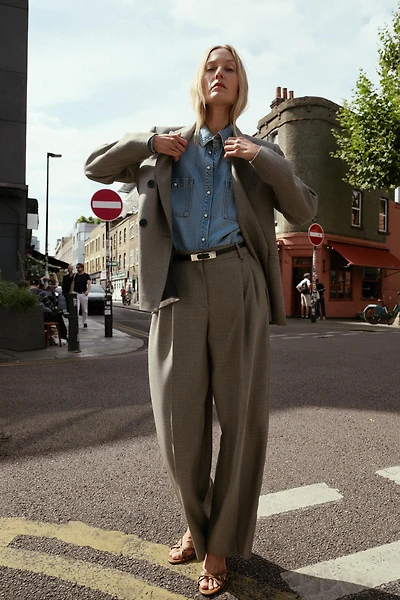 WIDE LEG PLEATED PANTS