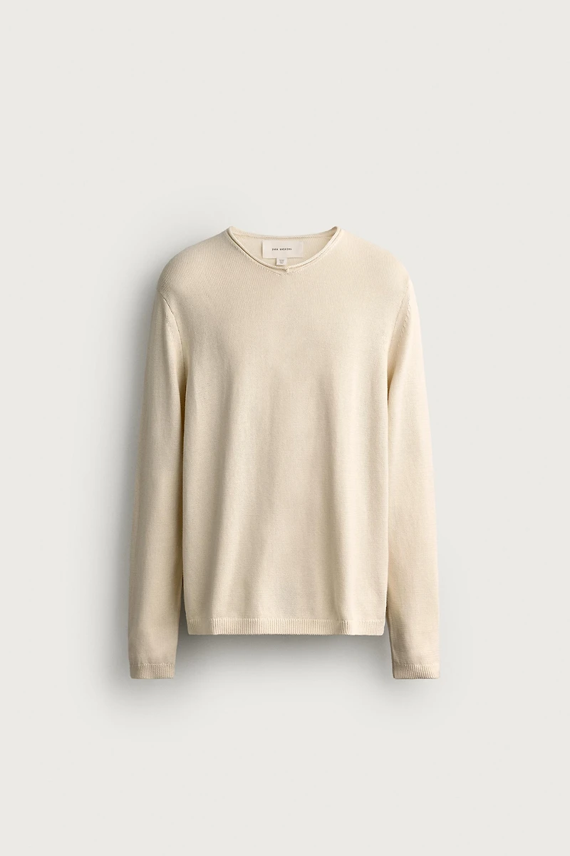 RELAXED FIT COTTON V-NECK SWEATER