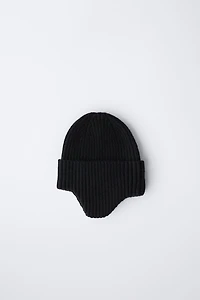 RIBBED HAT WITH EAR FLAPS