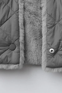 GILET RÉVERSIBLE EFFET FOURRURE
