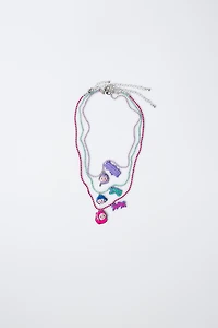 PACK OF THREE NECKLACES KPOP DEMON HUNTERS™ NETFLIX ©