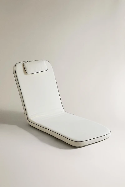 RECLINING OUTDOOR FLOOR LOUNGER