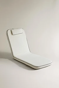 RECLINING OUTDOOR FLOOR LOUNGER