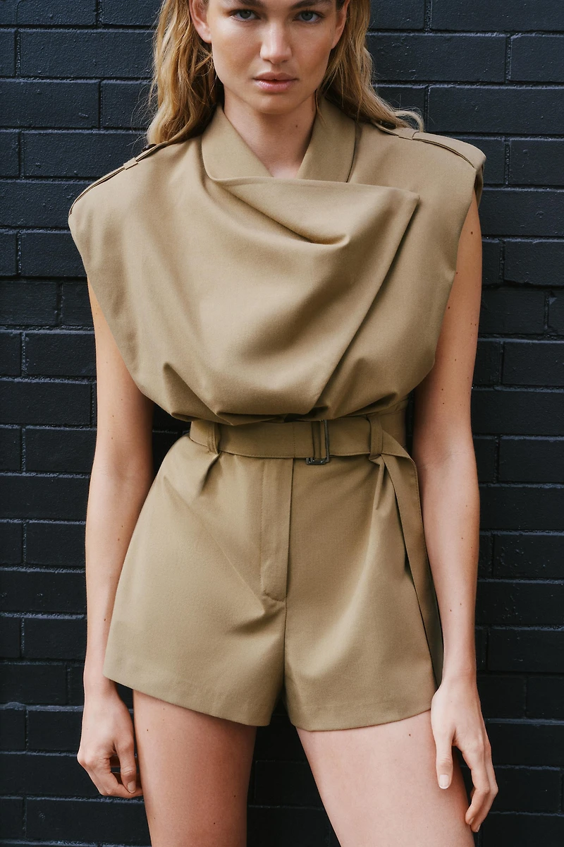 SHOULDER PAD BELTED SHORT JUMPSUIT