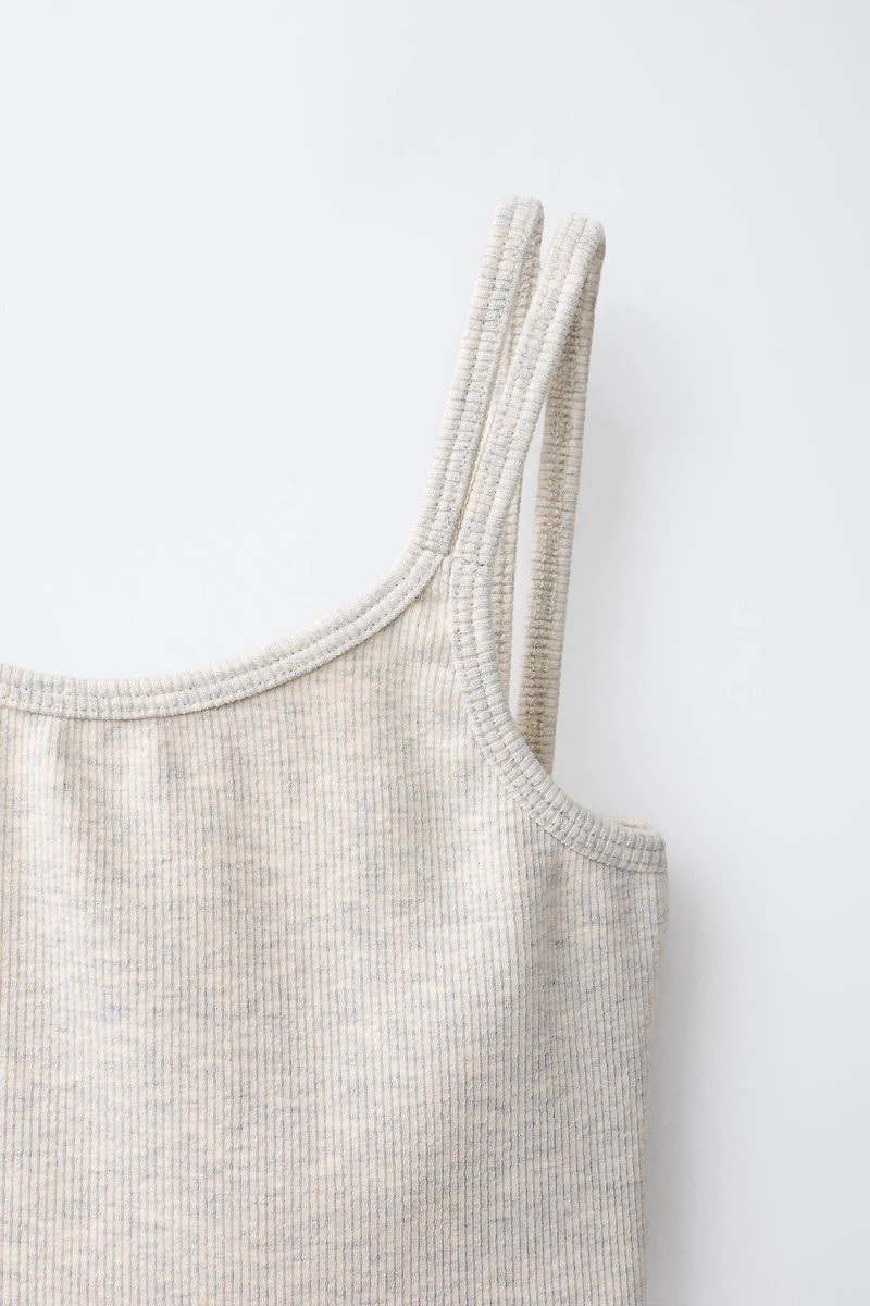 ENSEMBLE CÔTELÉ TOP ET PANTALON DROIT