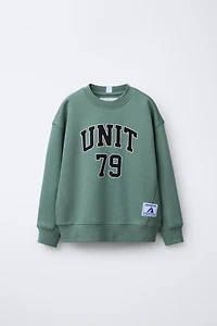 JOGGING TEXT SWEATSHIRT