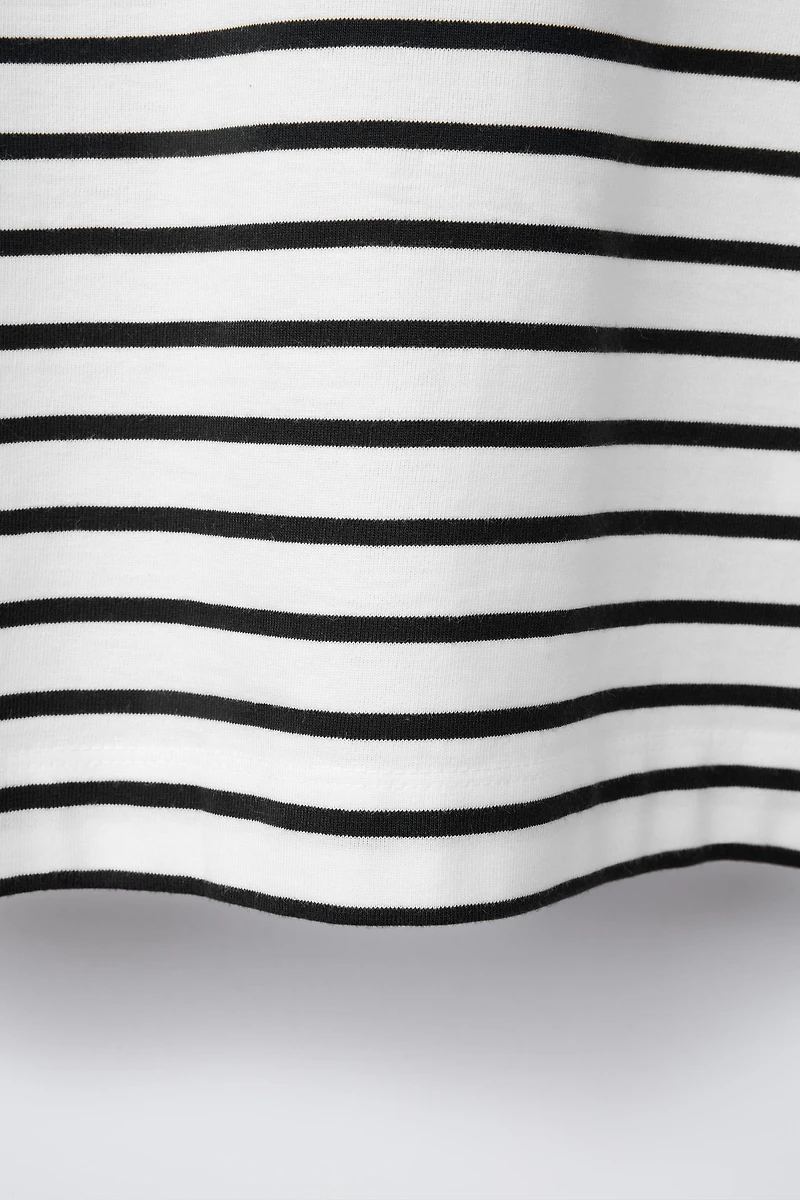 STRIPED EYELASH T-SHIRT