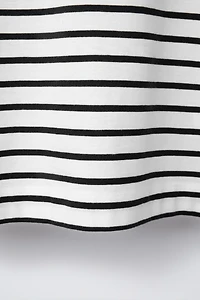STRIPED EYELASH T-SHIRT