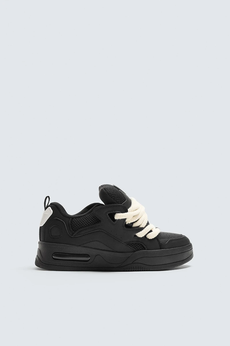 SKATE SNEAKERS WITH ROPE LACES