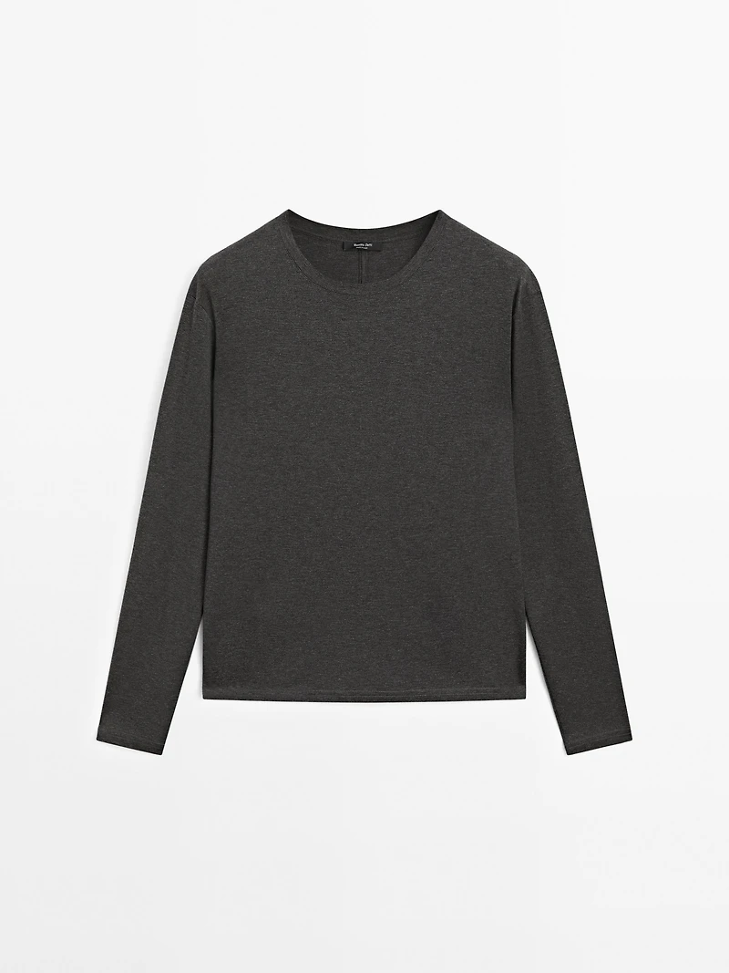 100% cotton long sleeve T-shirt