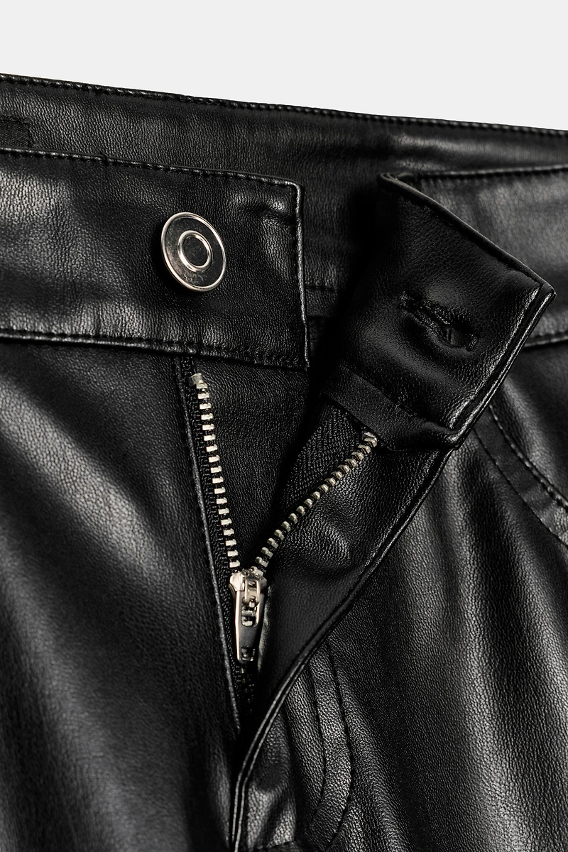LOW-RISE FAUX LEATHER PANTS
