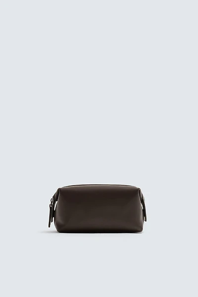 TROUSSE DE TOILETTE EN CUIR