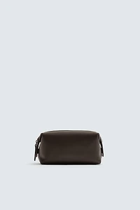 TROUSSE DE TOILETTE EN CUIR