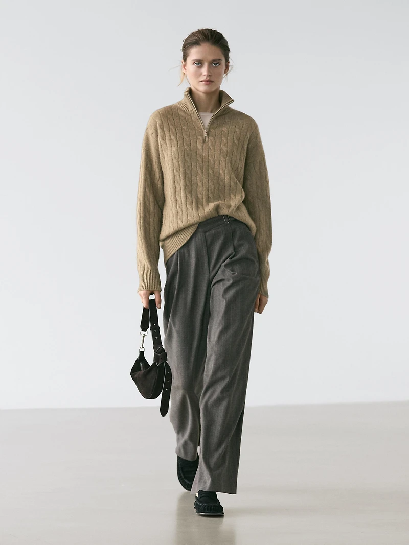 100% cashmere high neck sweater with zip