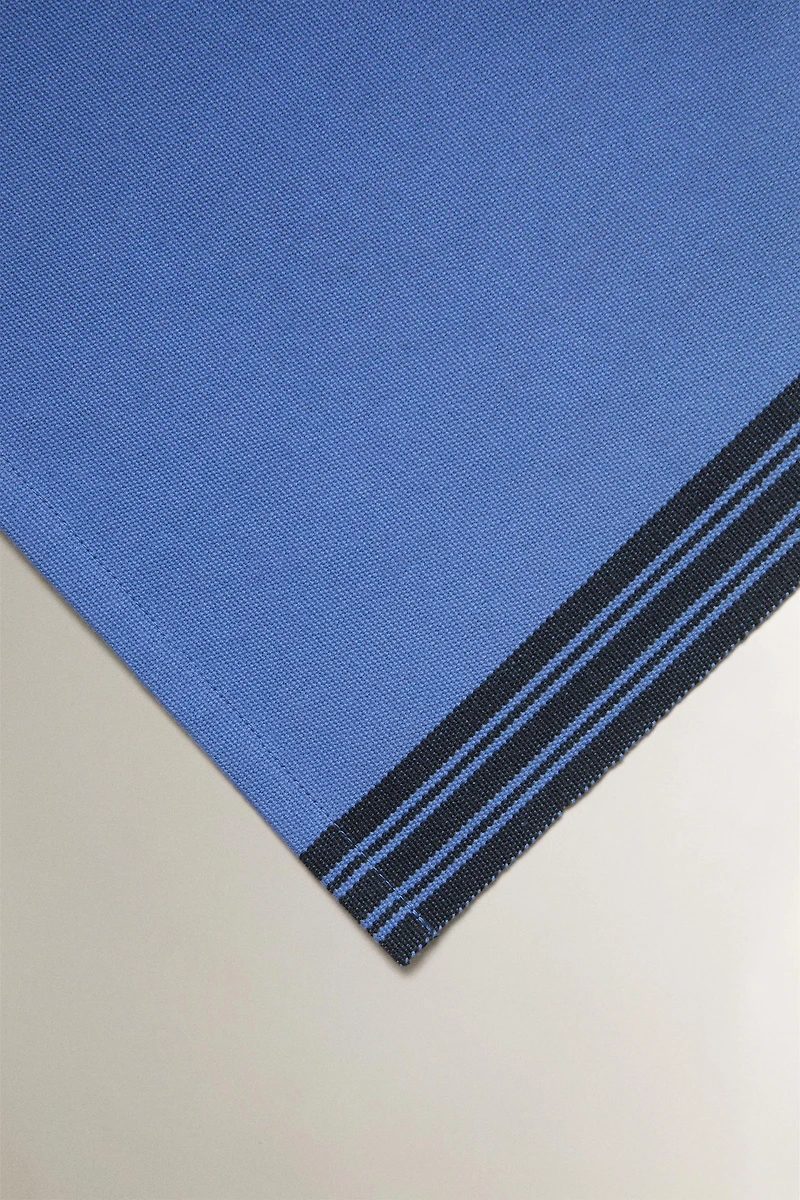 STRIPED PLACEMAT
