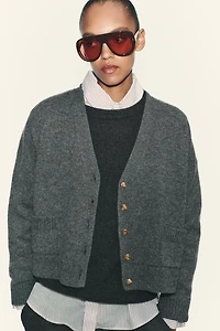 VESTE 100 % LAINE BOUTON DORÉ