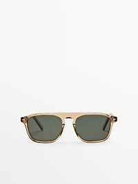 D-frame sunglasses