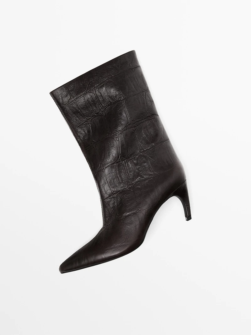 Bottines à talon en cuir grav