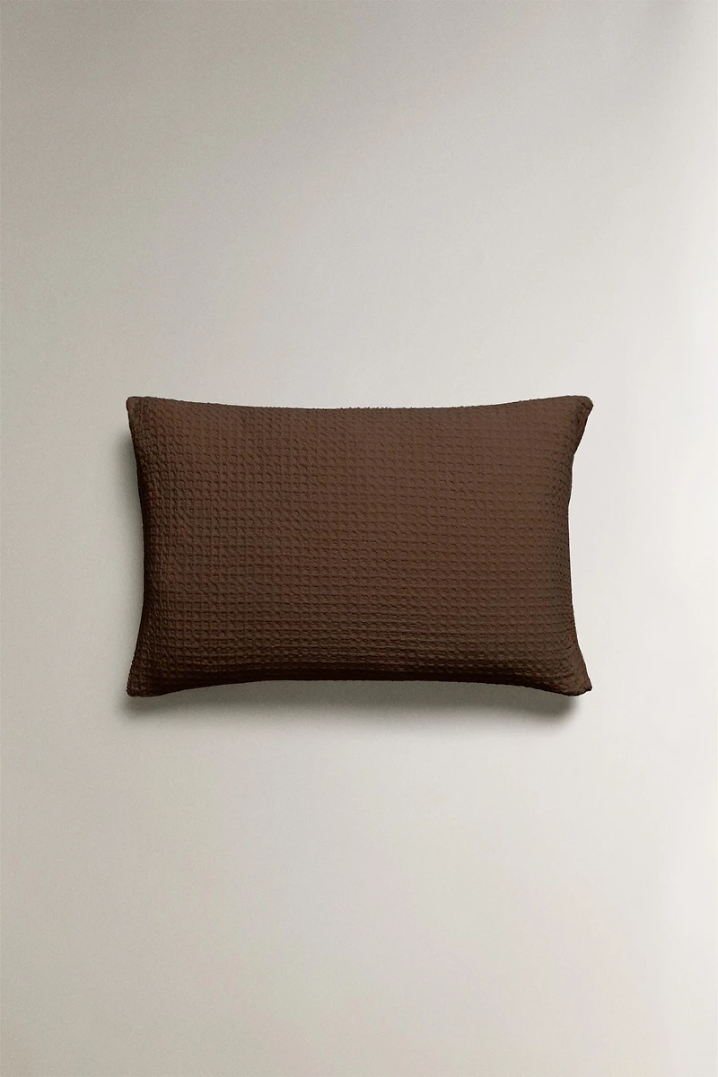 WAFFLE-KNIT PILLOWCASE