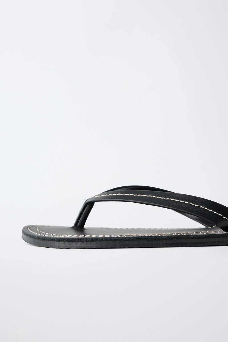 LEATHER SANDALS
