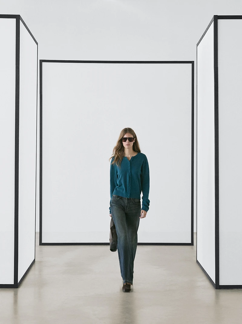 100% wool knit cardigan with covered buttons