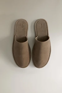LEATHER MULE SLIPPERS