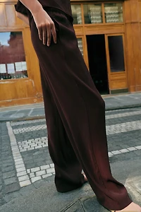 FLOWY STRAIGHT LEG PANTS