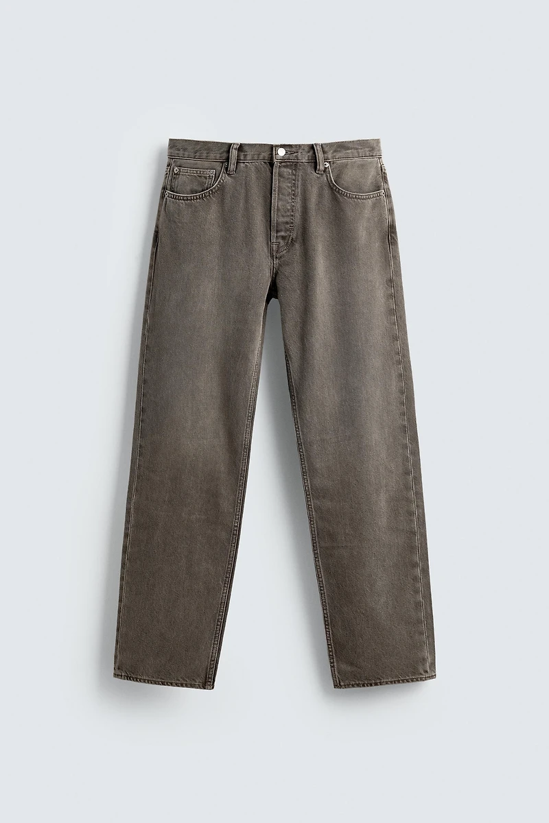 STRAIGHT FIT JEANS