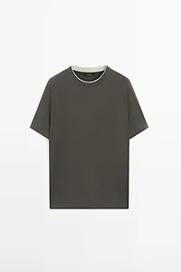100% cotton T-shirt with contrast neckline