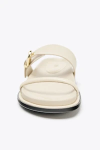 FLAT BUCKLE SANDALS