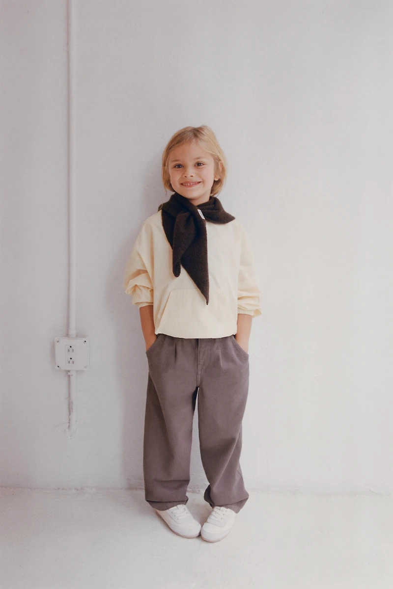 SOFT TOUCH BAGGY PANTS WITH TOPSTITCHING