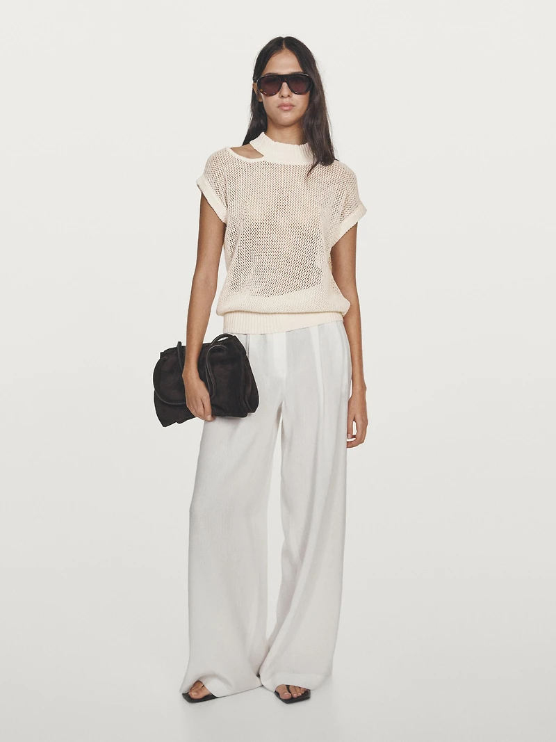 Knit top with cut-out neck