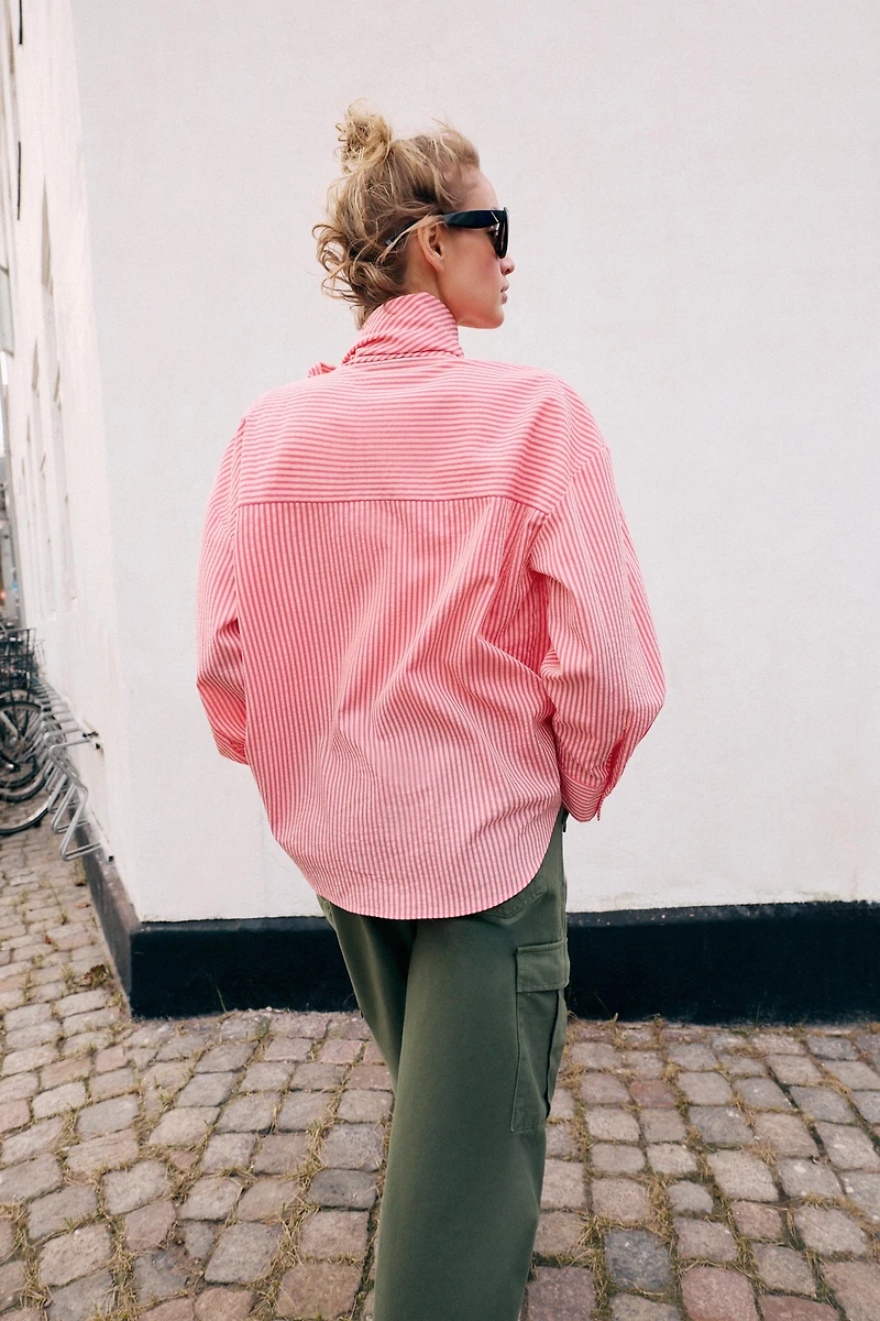 TIED STRIPED SHIRT