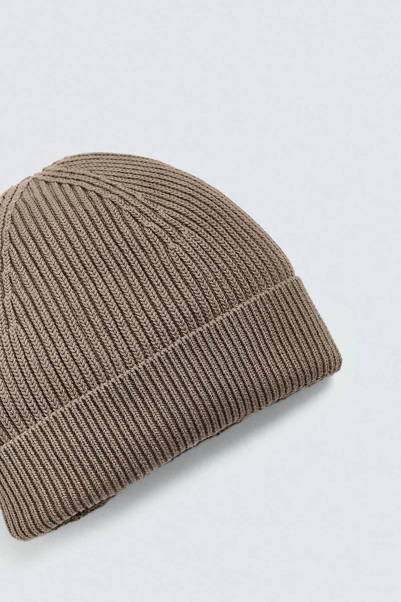 BASIC KNIT HAT